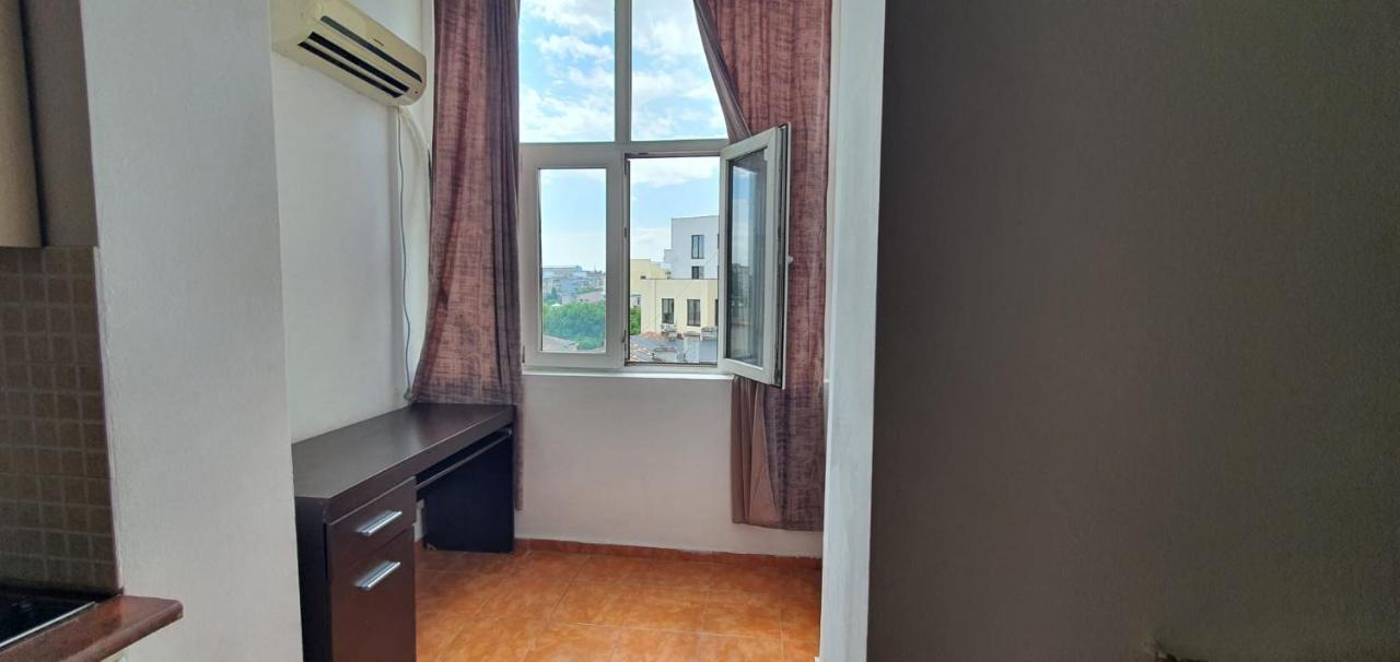 Apartamento City Center Majestic Studio Bucarest Exterior foto